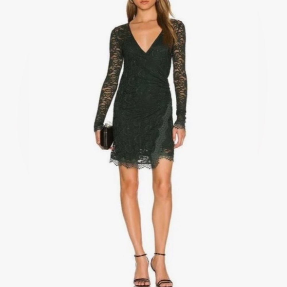 🌼 2 for $80 🌼 FREE PEOPLE 🥀 PEARL LACE MINI DRESS